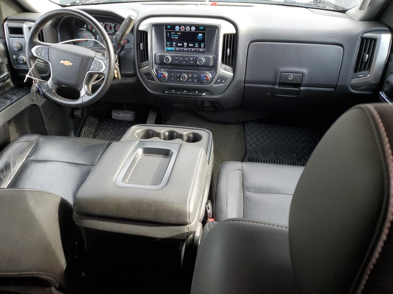 2016 Chevrolet Silverado - Image 8
