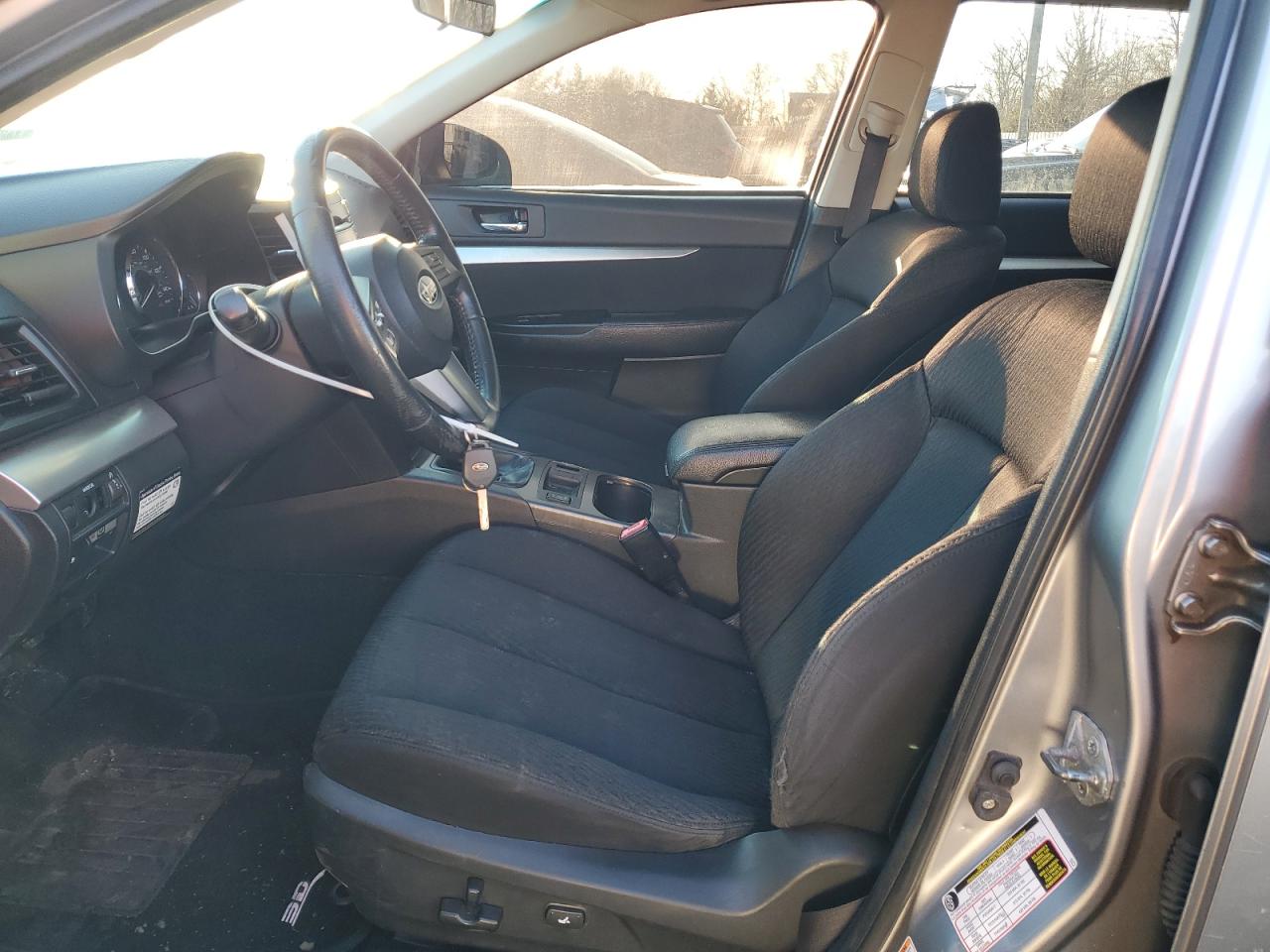 2010 Subaru Outback - Image 7