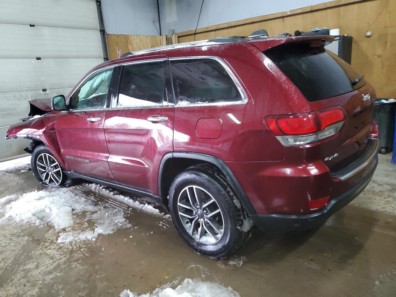 2020 Jeep Grand Cherokee - Image 2