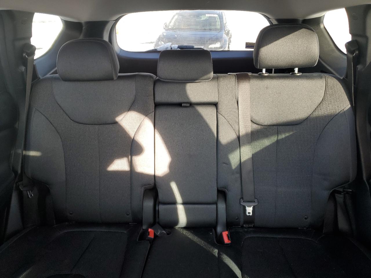 2019 Hyundai Santa Fe - Image 10