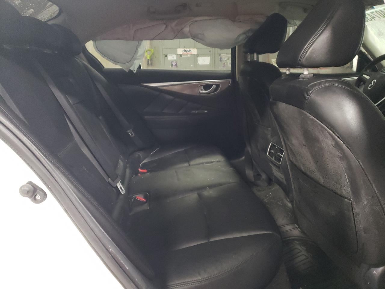 2015 Infiniti Q50 - Image 10