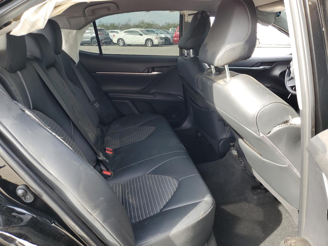 2023 Toyota Camry - Image 10