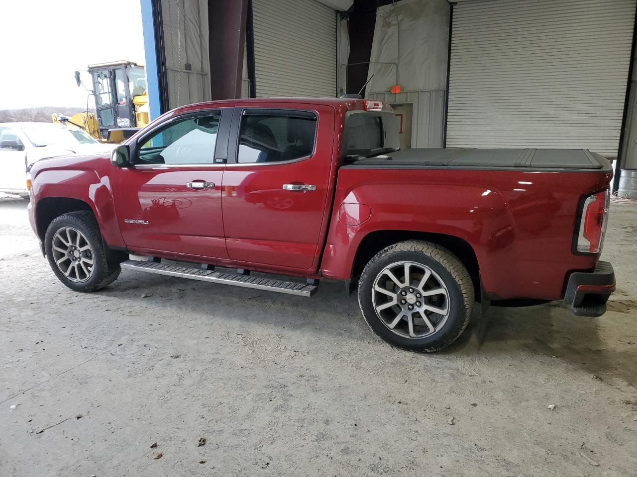2019 GMC Canyon - Image 2