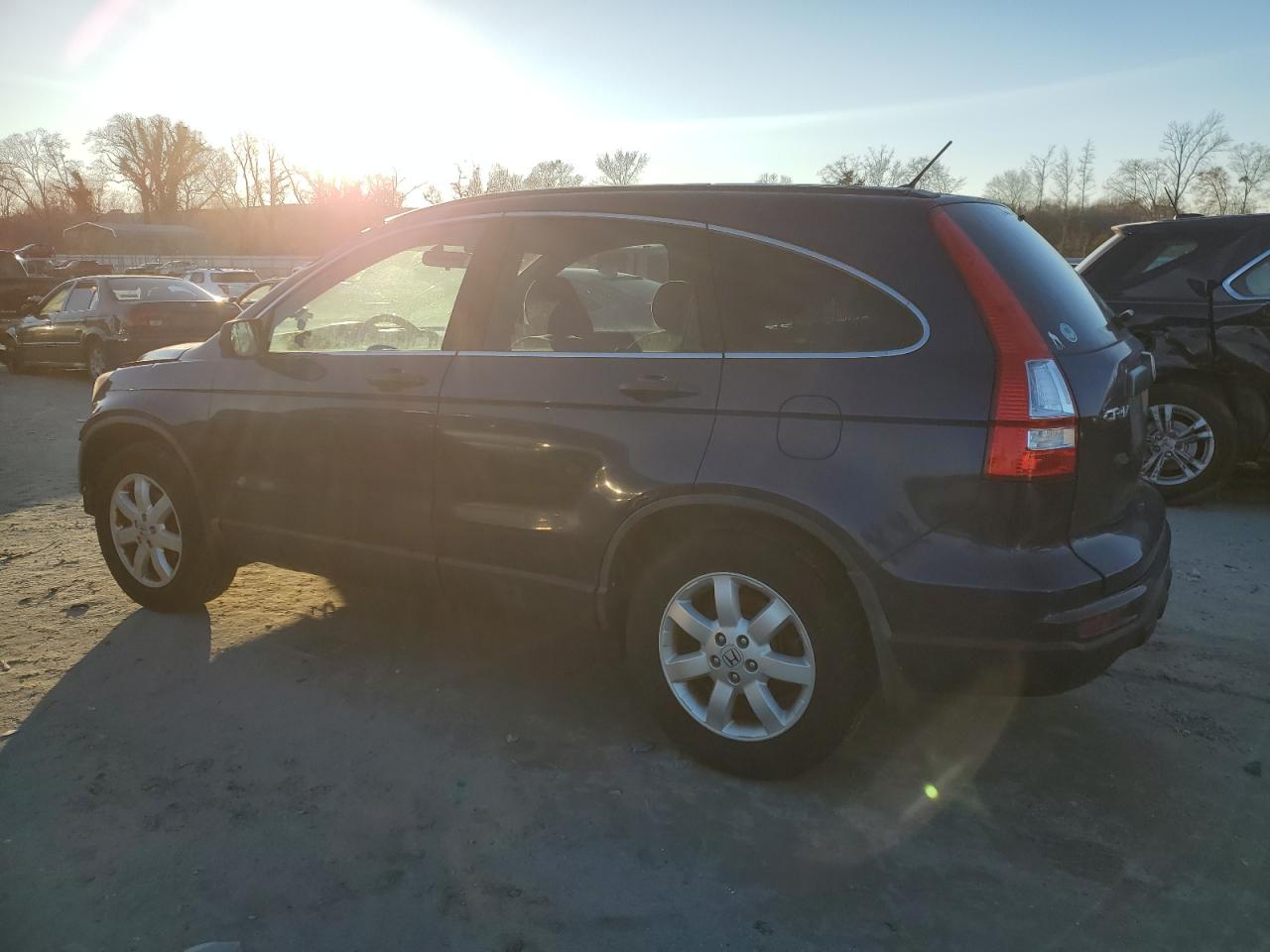 2011 Honda CR-V - Image 2