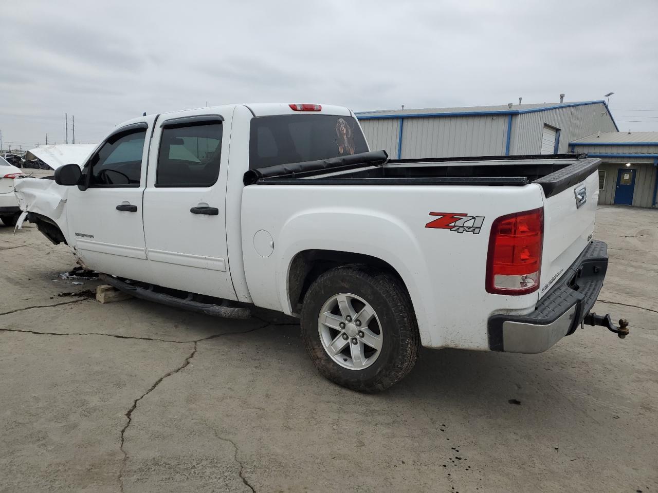 2013 GMC Sierra - Image 2