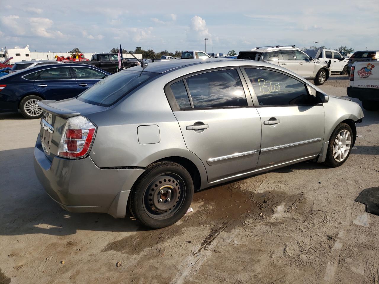 2012 Nissan Sentra - Image 3