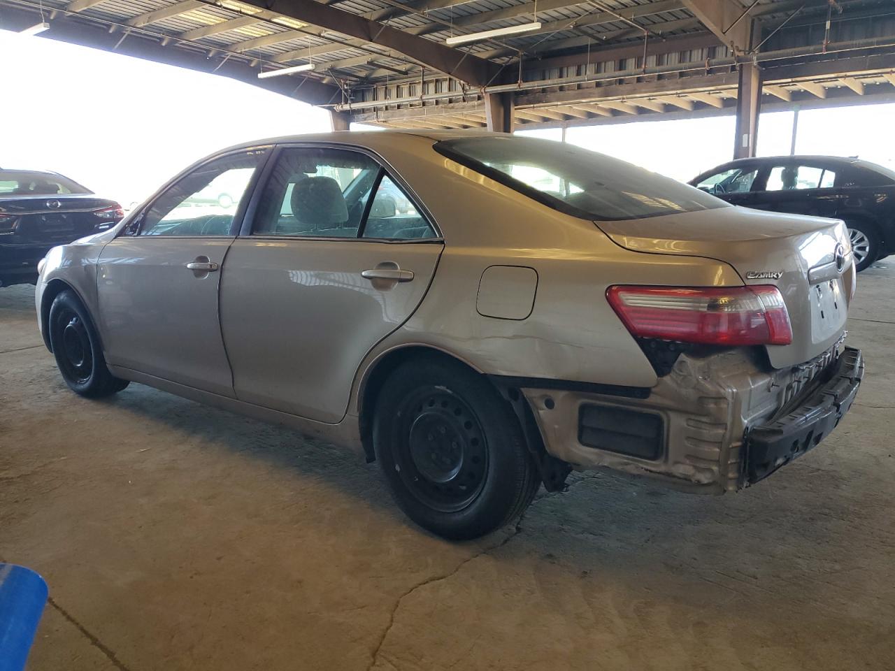 2009 Toyota Camry - Image 2