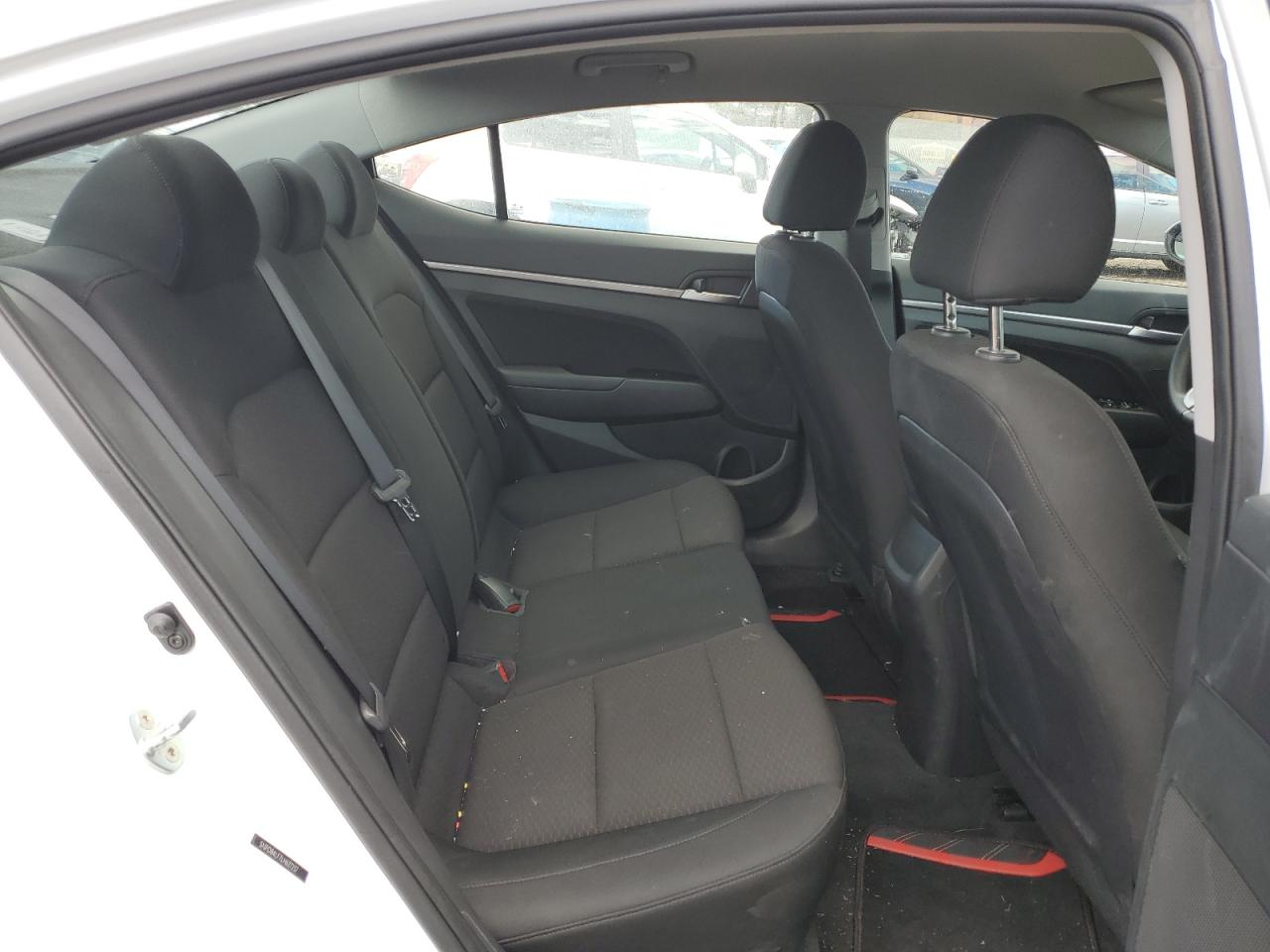 2020 Hyundai Elantra - Image 10