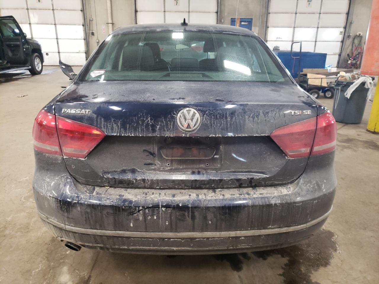 2015 Volkswagen Passat - Image 6