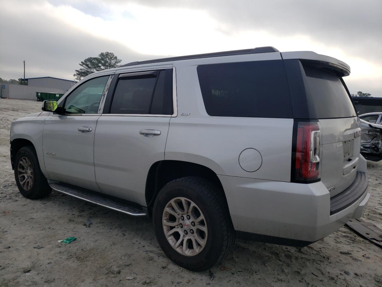 2016 GMC Yukon - Image 2