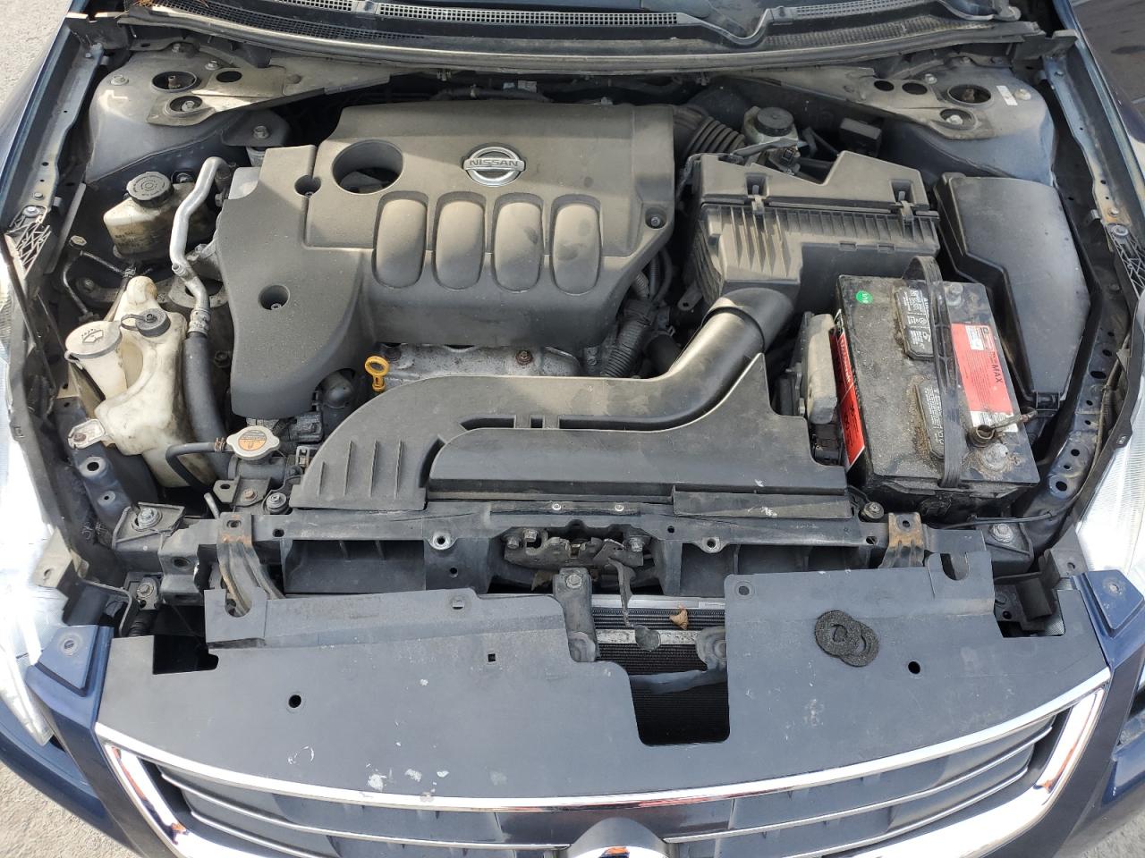 2010 Nissan Altima - Image 11