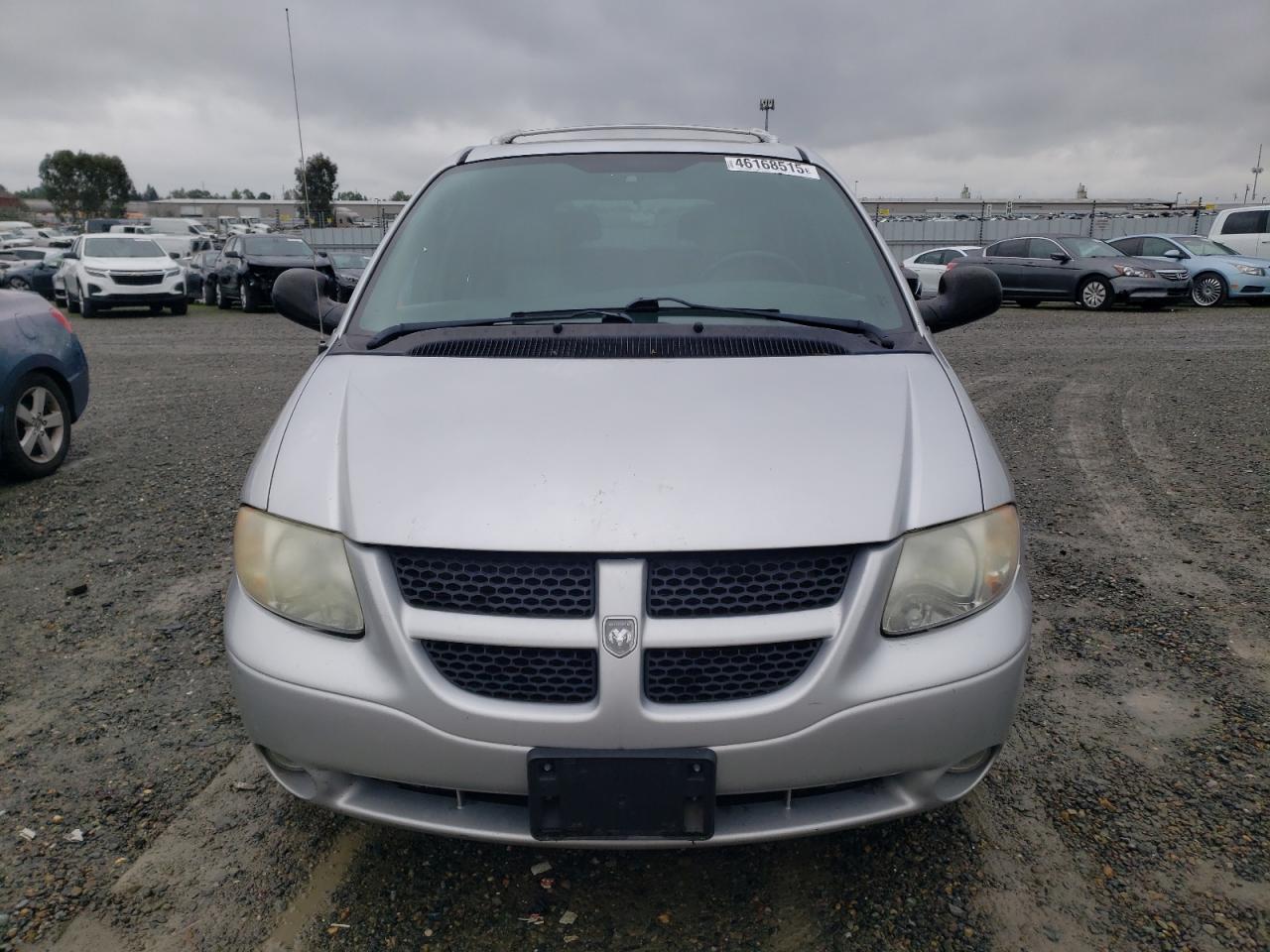 2004 Dodge Caravan - Image 5