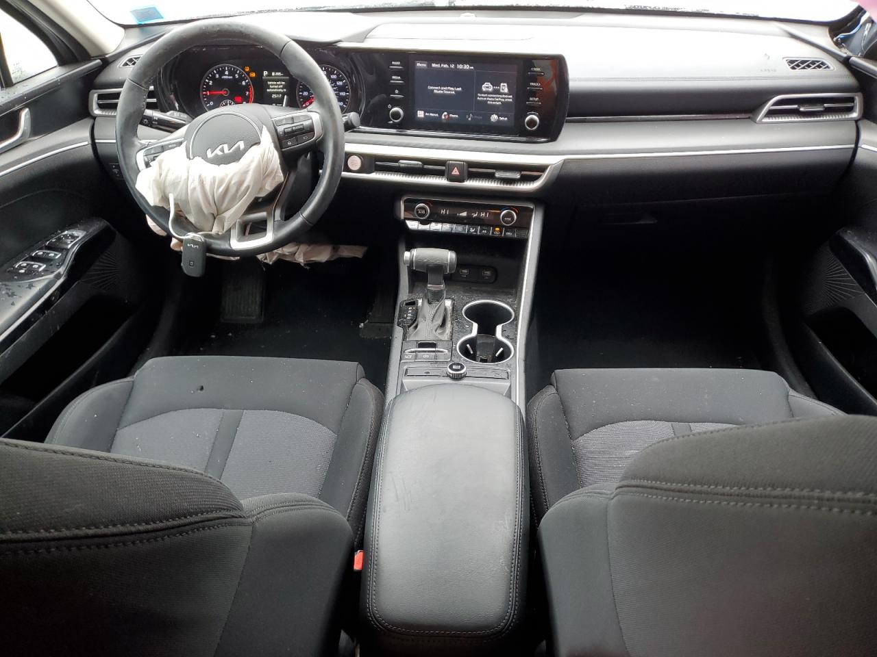 2022 Kia K5 - Image 8