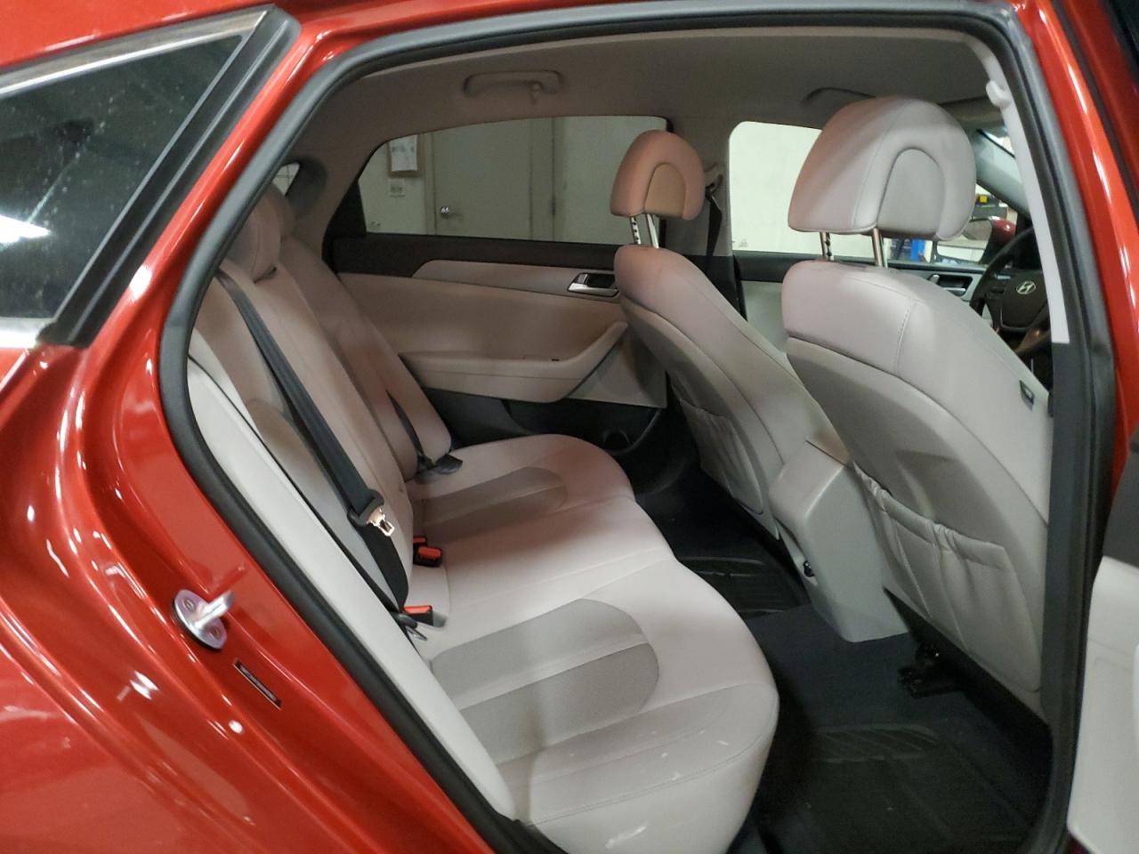 2017 Hyundai Sonata - Image 10