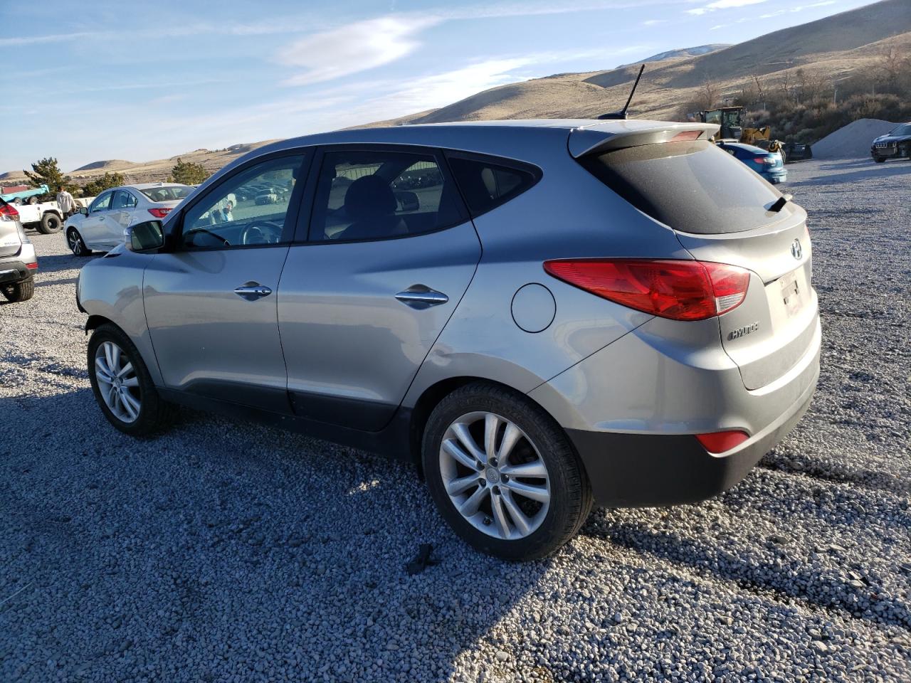 2013 Hyundai Tucson - Image 2