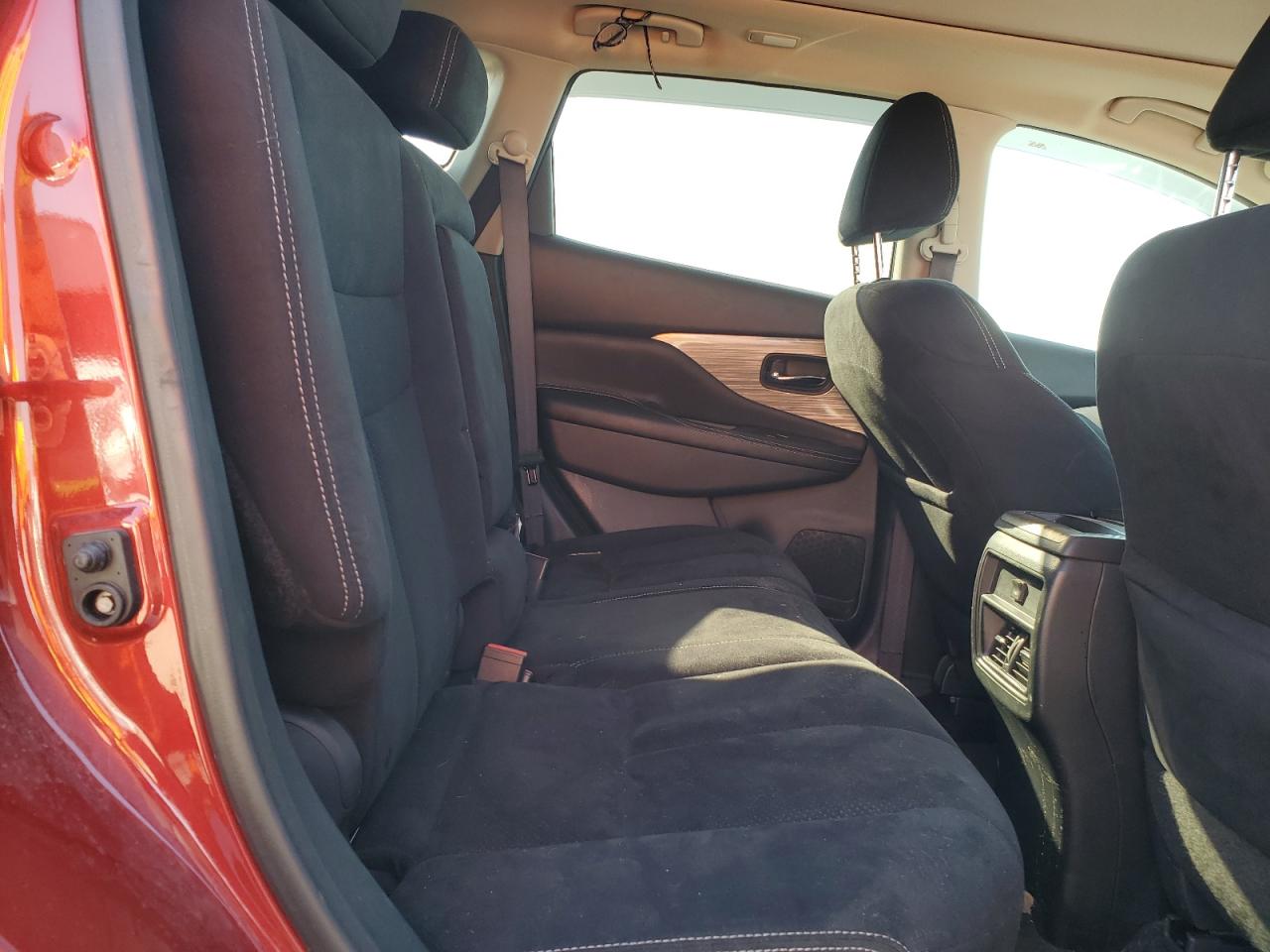 2018 Nissan Murano - Image 11