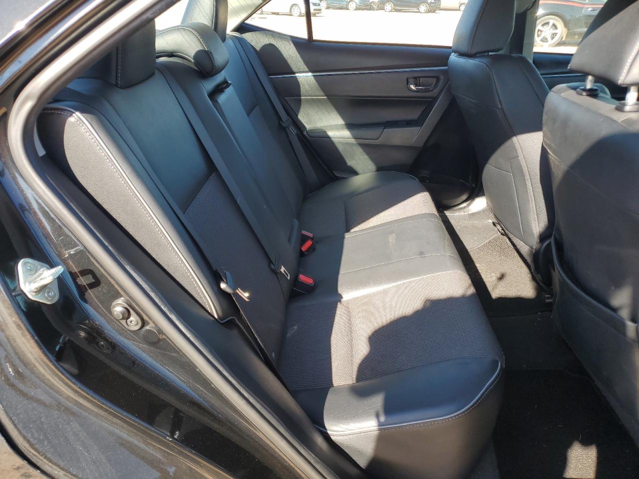 2015 Toyota Corolla - Image 10