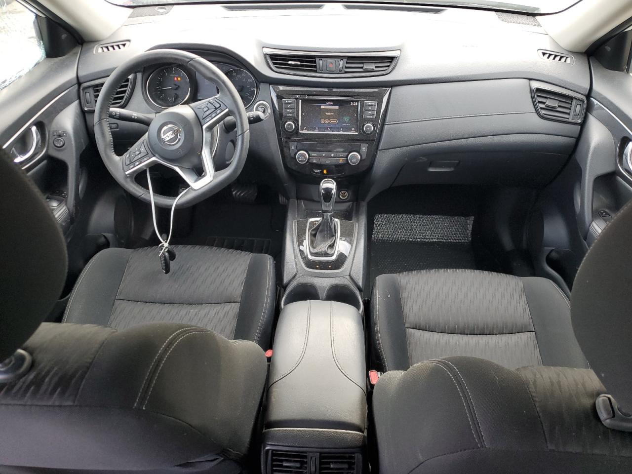 2018 Nissan Rogue - Image 8