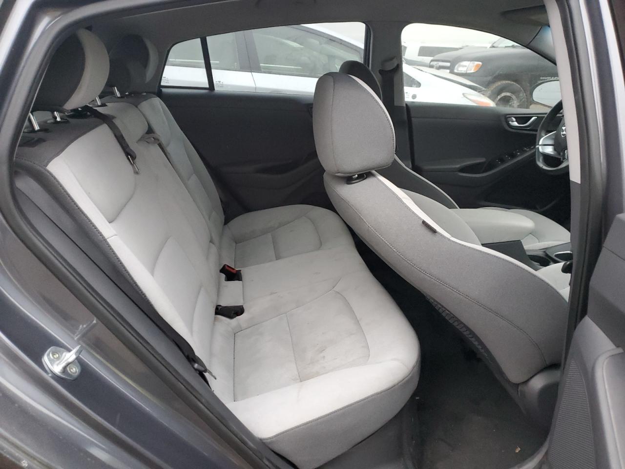 2018 Hyundai IONIQ - Image 10