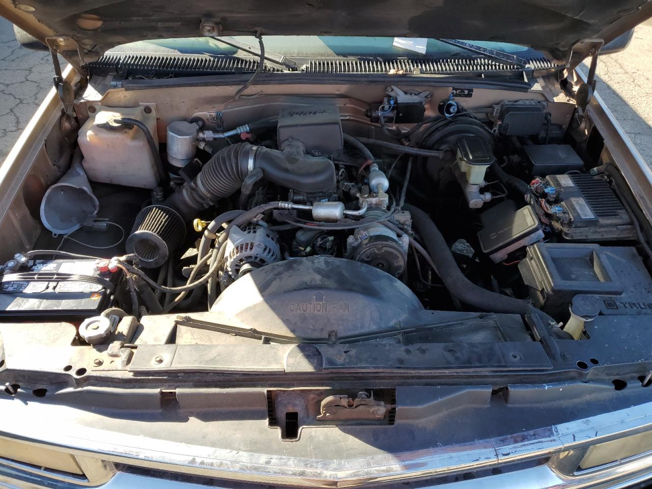 1997 Chevrolet GMT-400 - Image 11