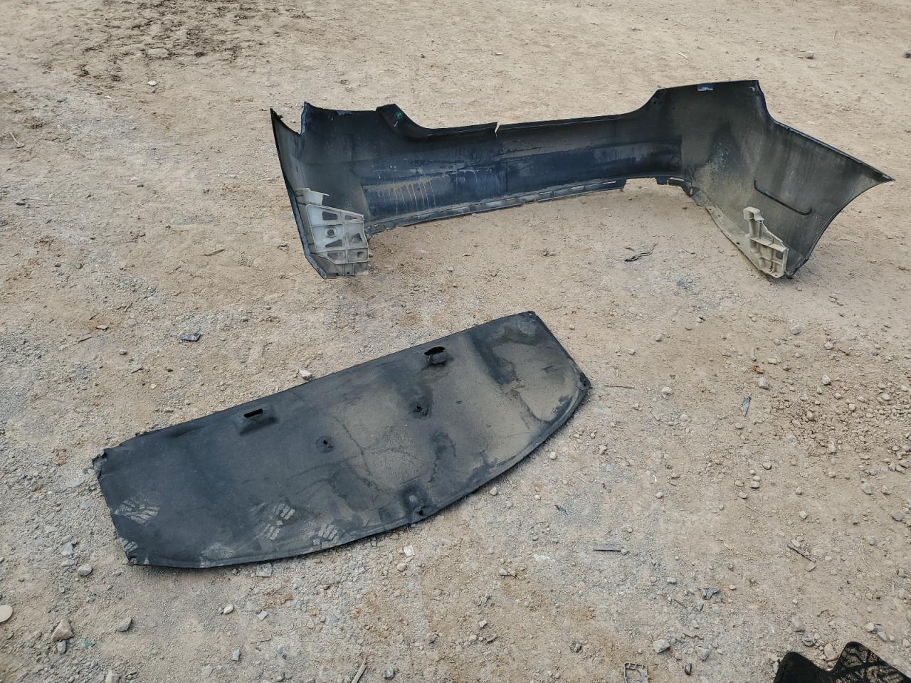 2017 Toyota Camry - Image 14