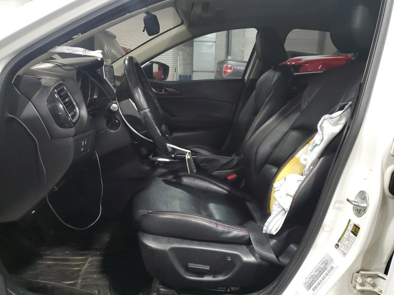 2015 Mazda 3 - Image 7