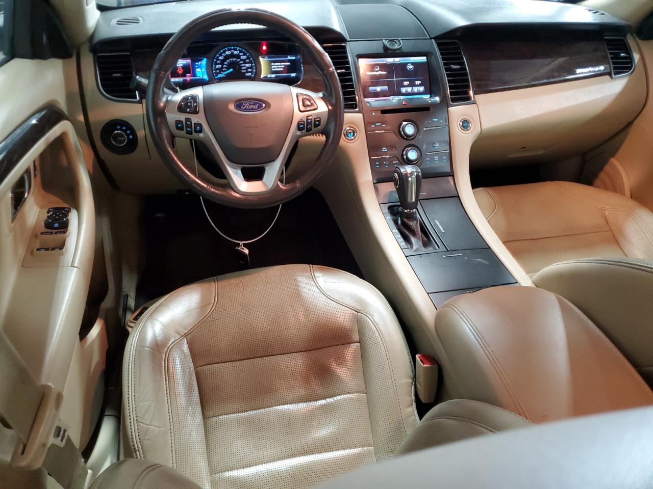 2015 Ford Taurus - Image 8