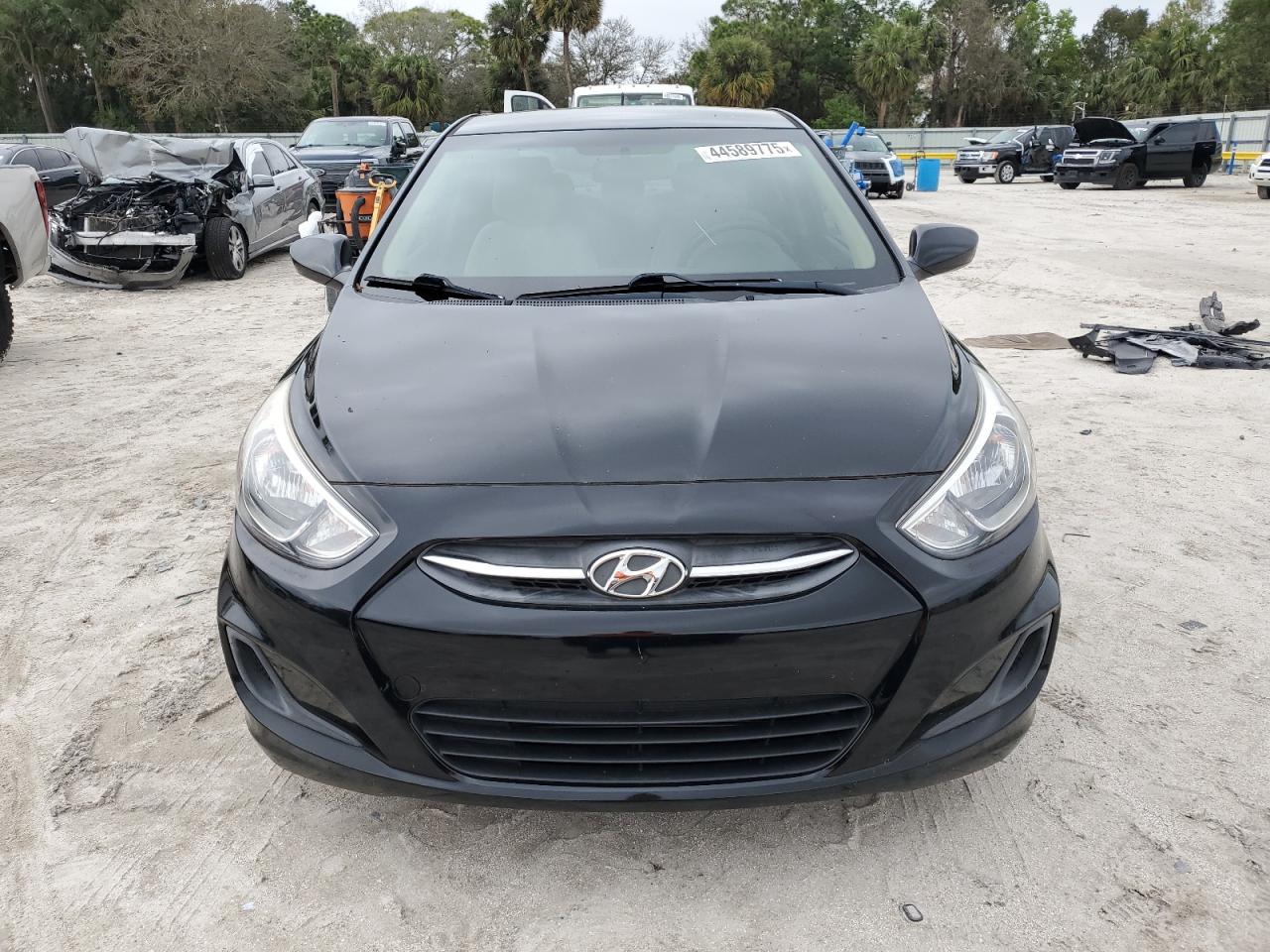 2016 Hyundai Accent - Image 5