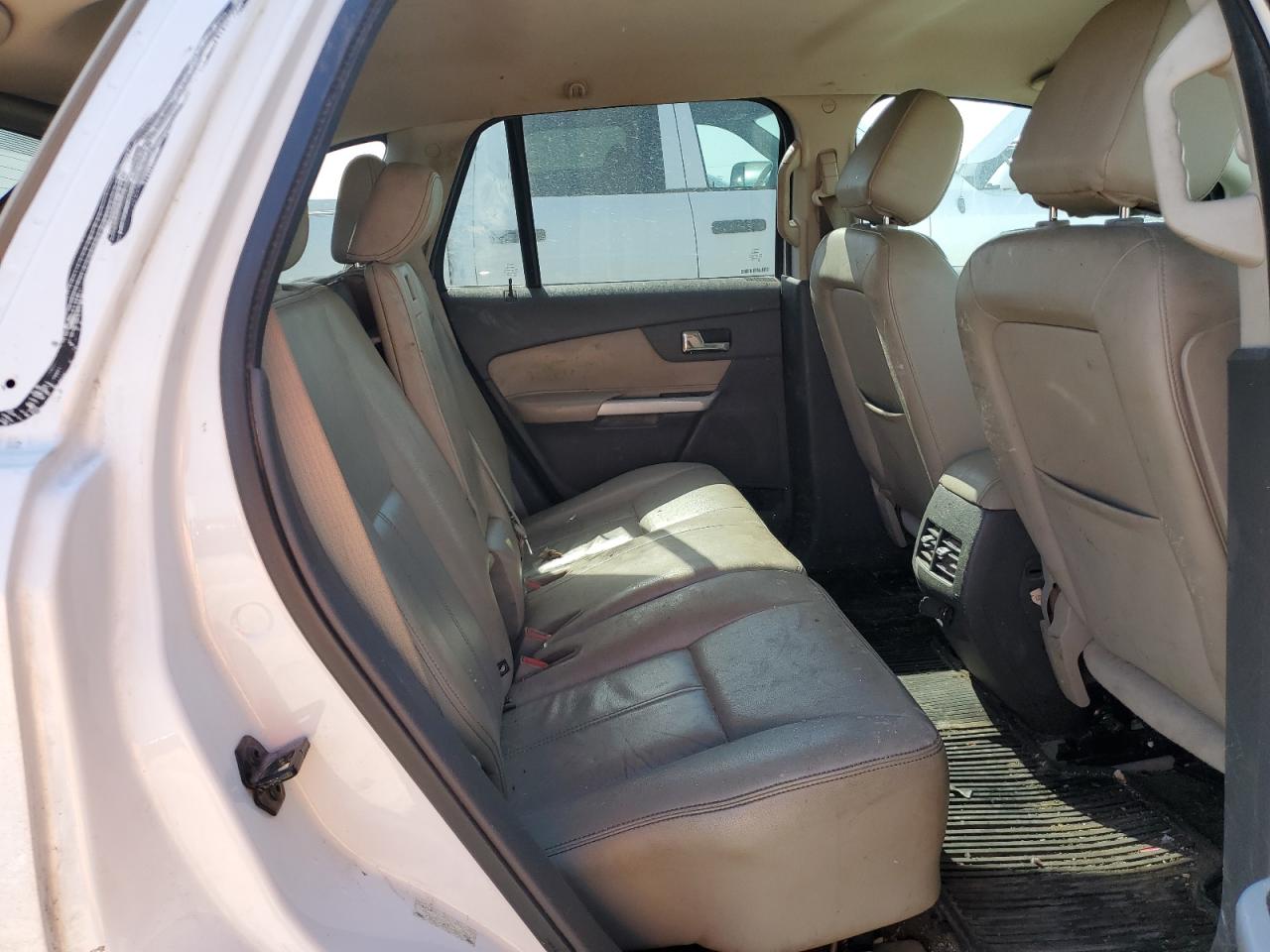 2013 Ford Edge - Image 11