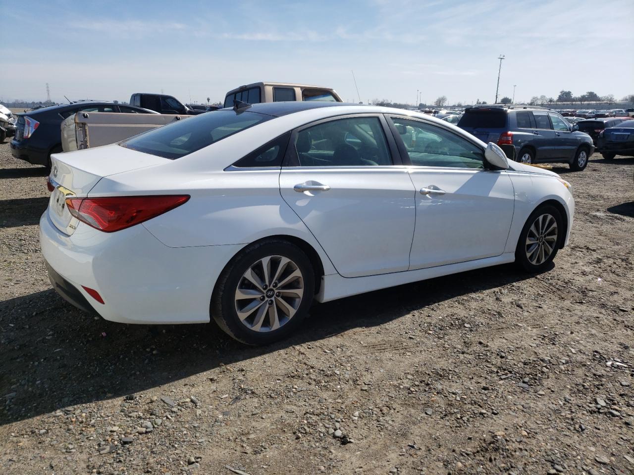 2014 Hyundai Sonata - Image 3