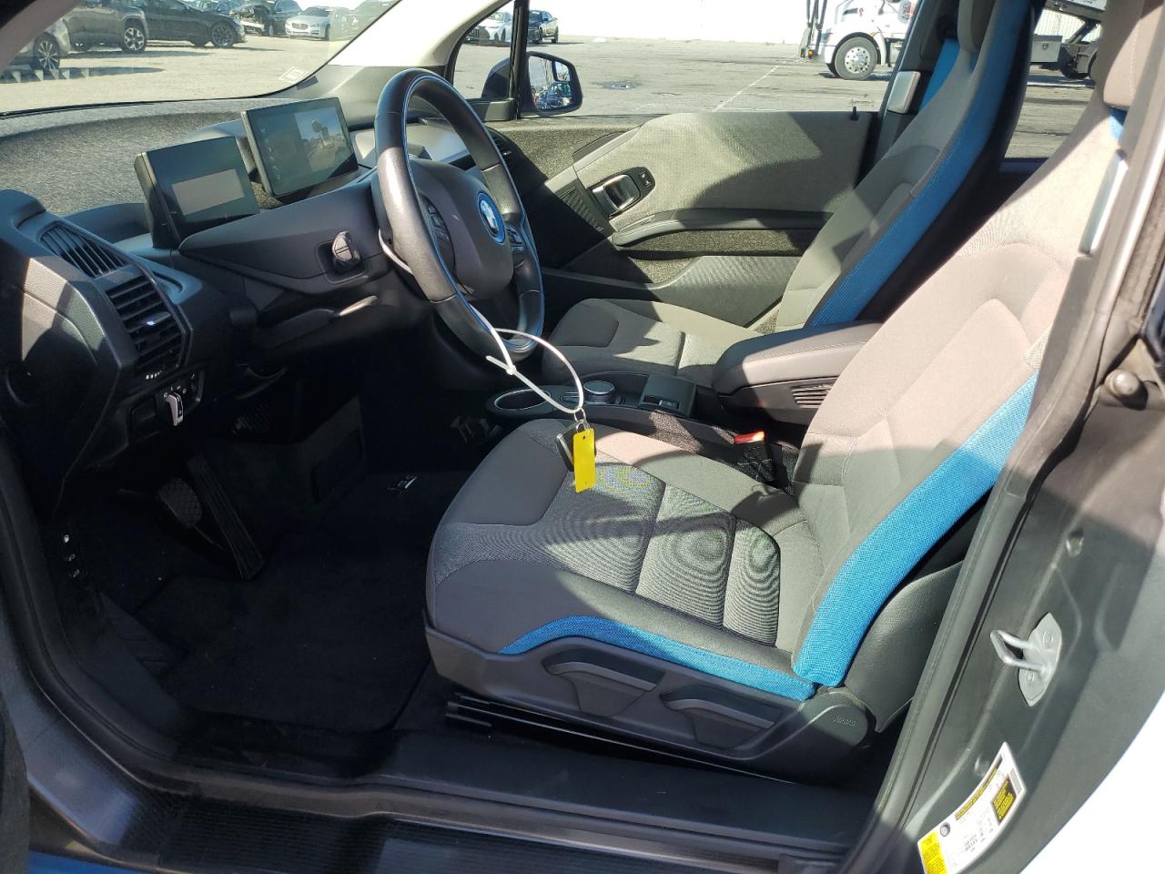 2019 BMW i3 - Image 7