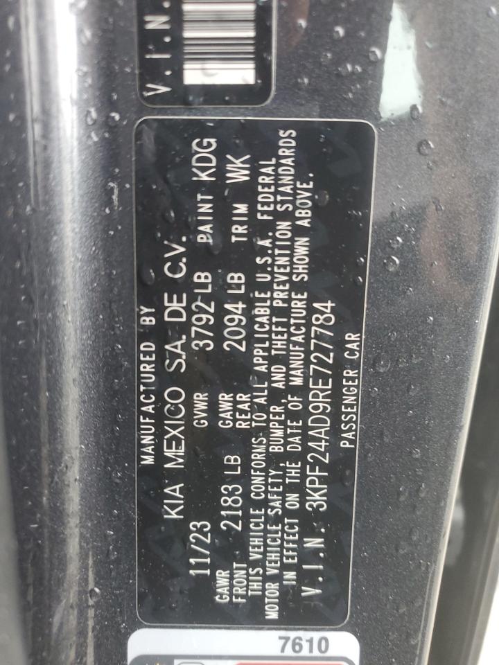 2024 Kia Forte - Image 12