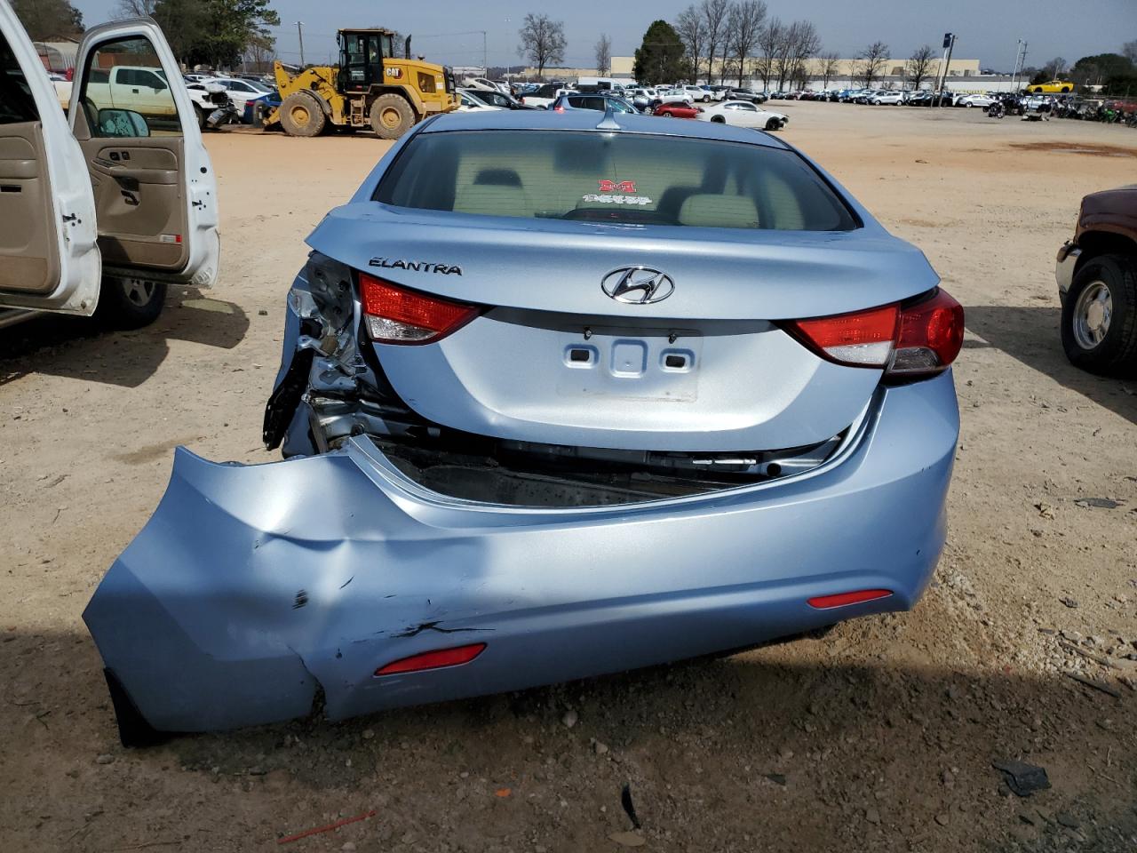 2012 Hyundai Elantra - Image 6
