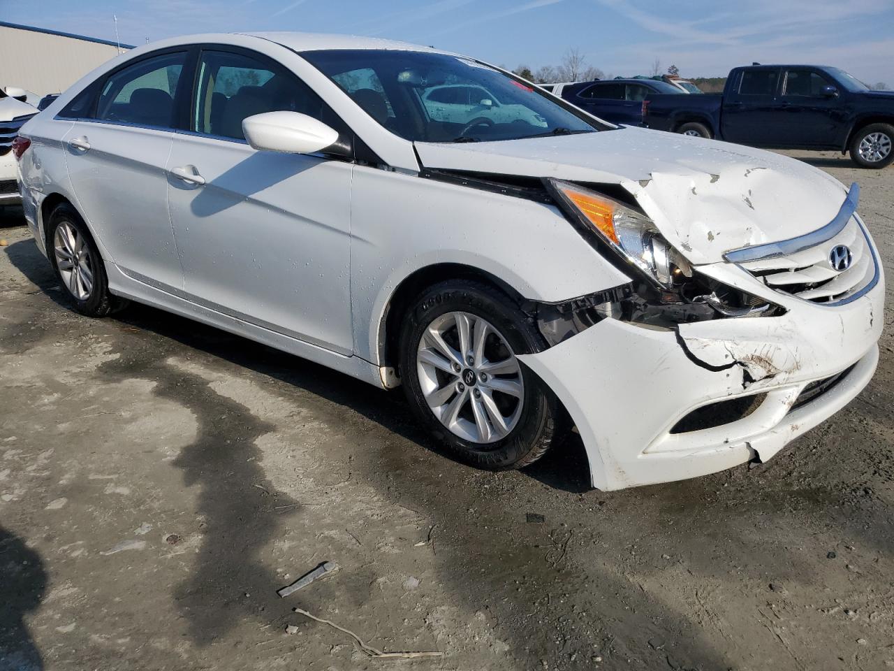 2013 Hyundai Sonata - Image 4