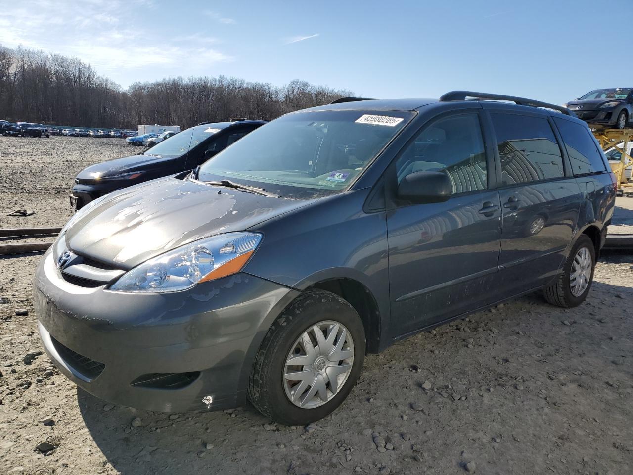 2006 Toyota Sienna - Image 1