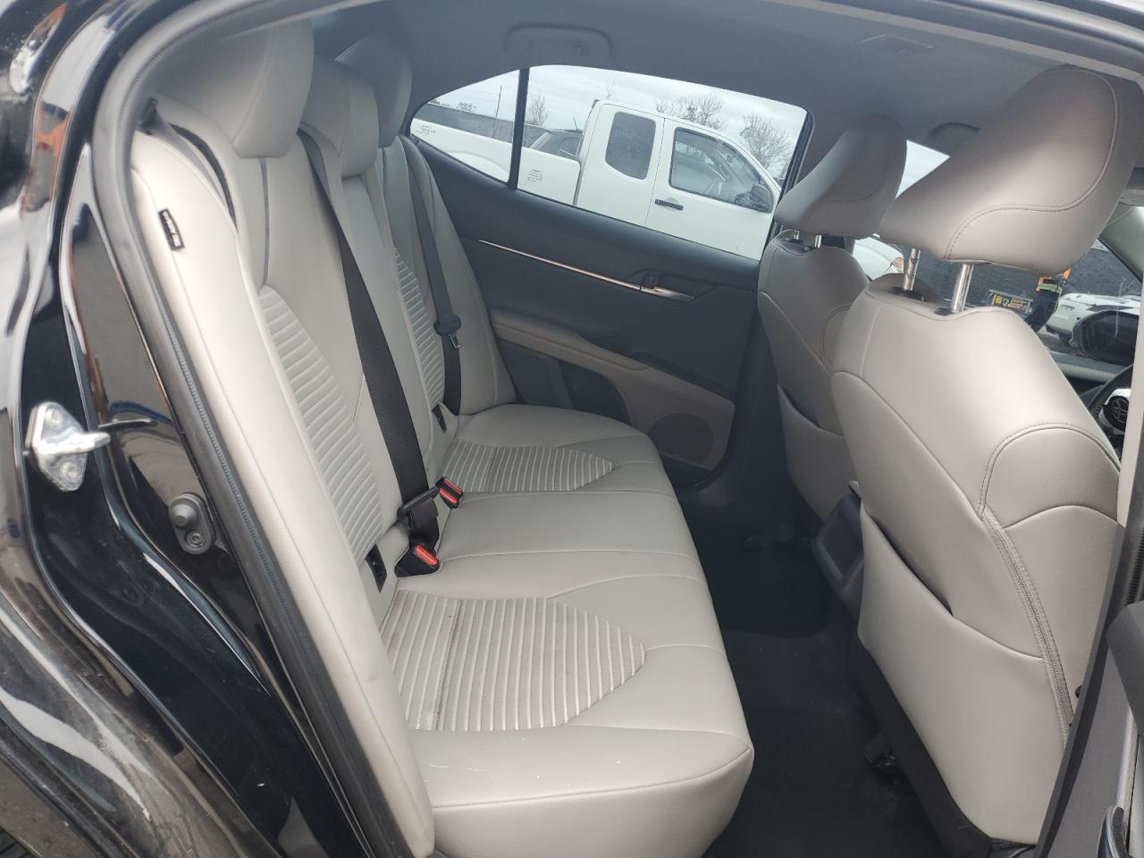 2022 Toyota Camry - Image 10