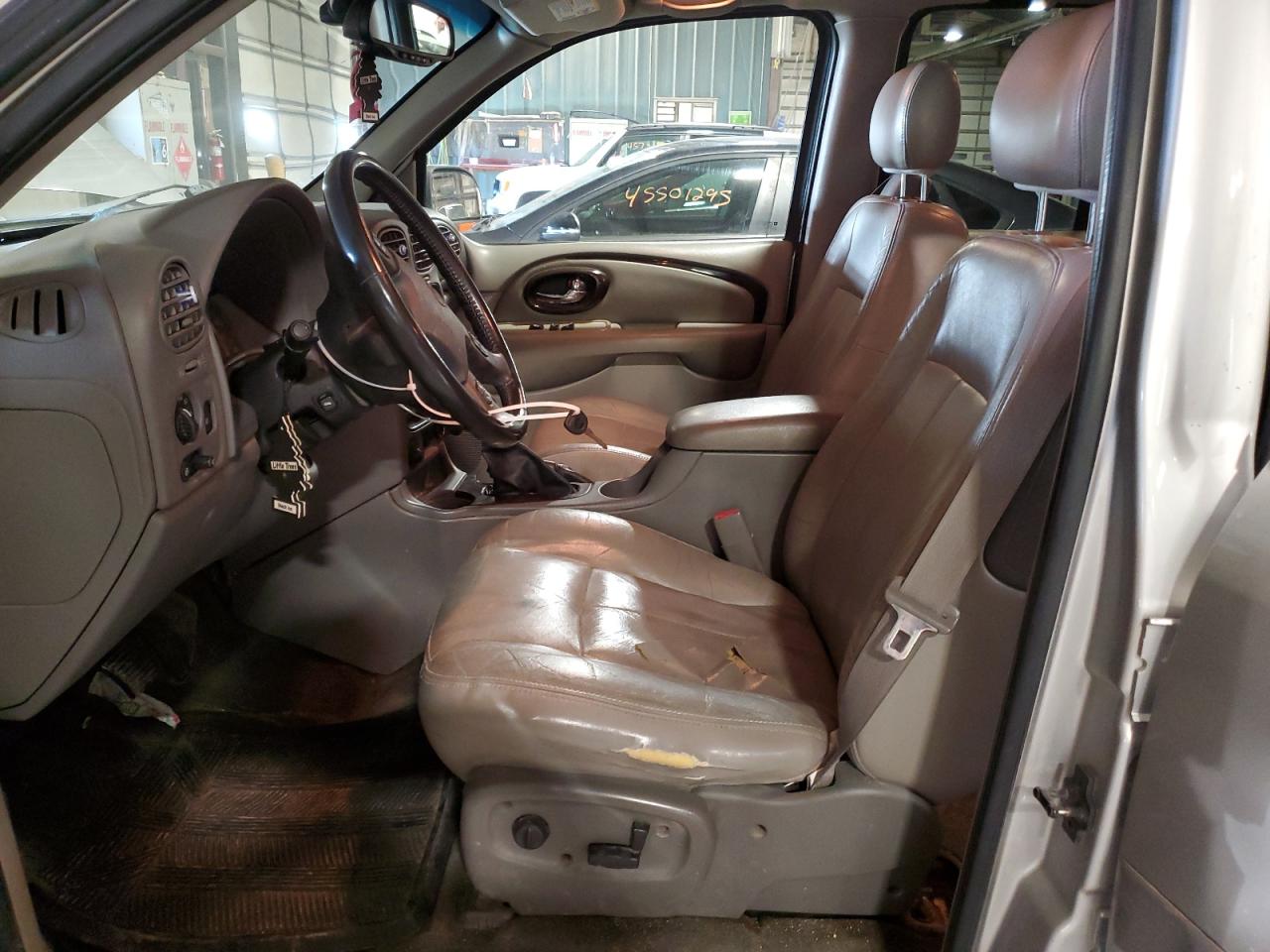 2004 Buick Rainer - Image 7