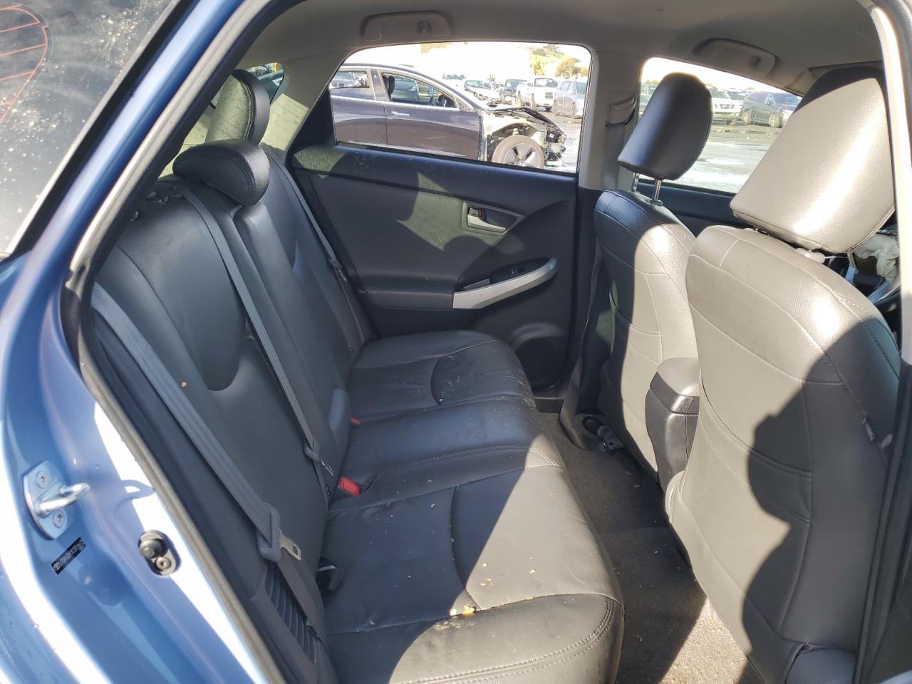 2012 Toyota Prius - Image 10