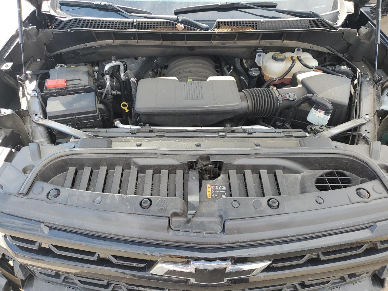 2022 Chevrolet Silverado - Image 12