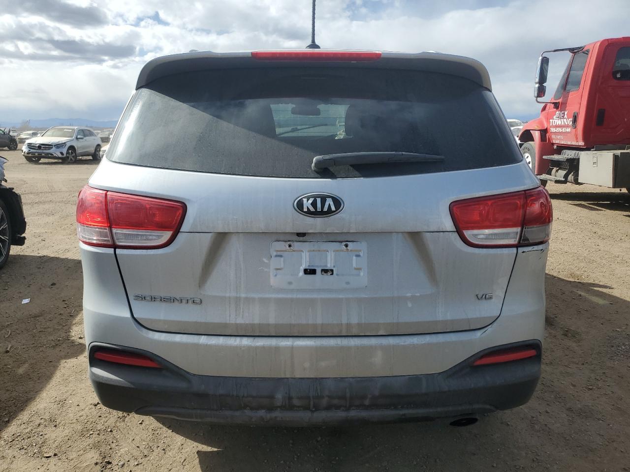 2017 Kia Sorento - Image 6