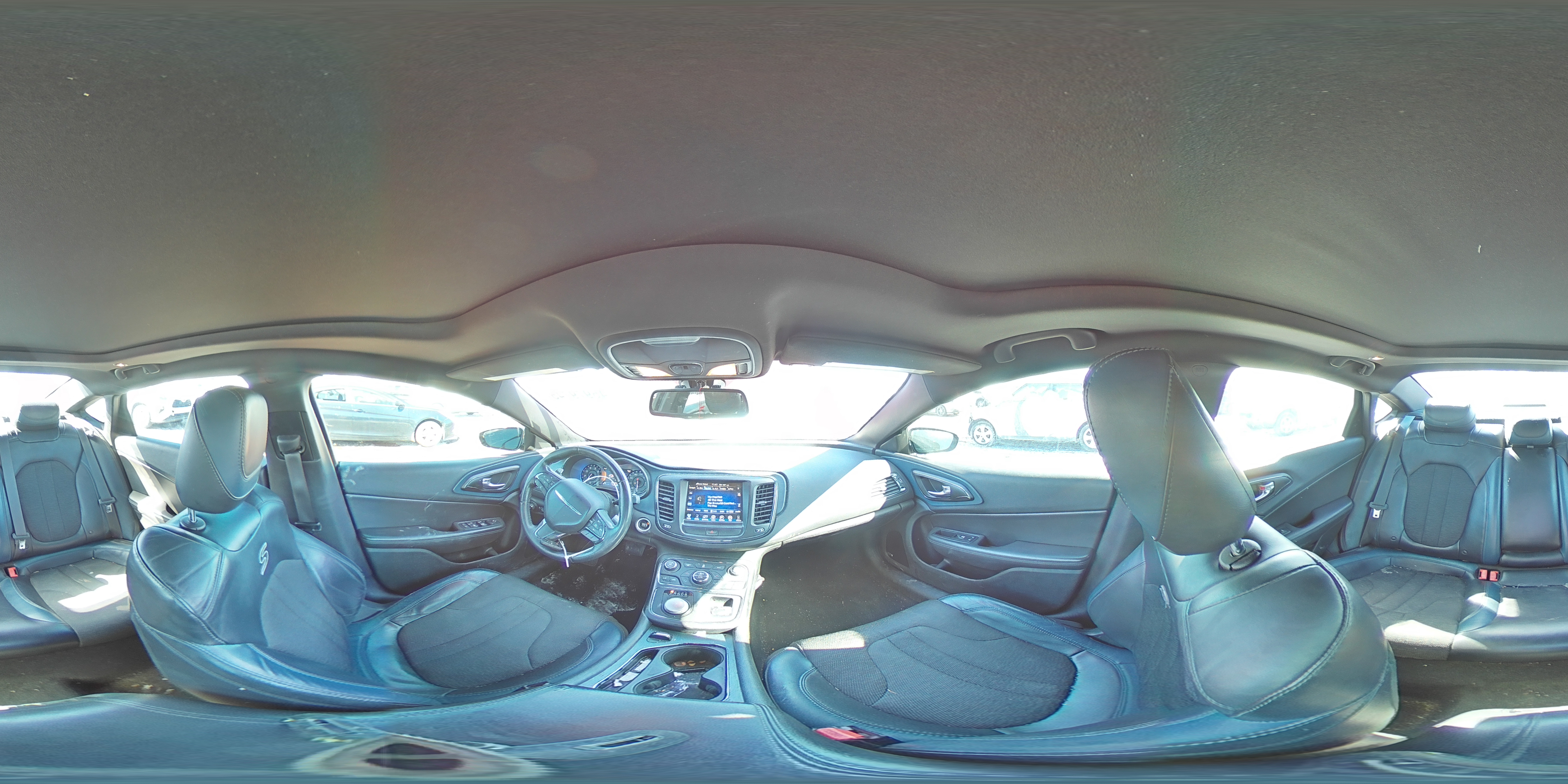 2015 Chrysler 200 - Image 13