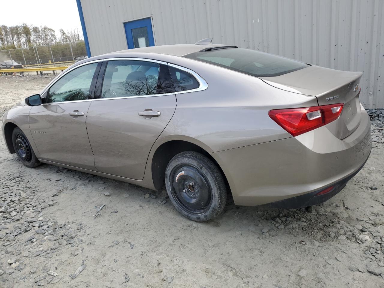 2023 Chevrolet Malibu - Image 2