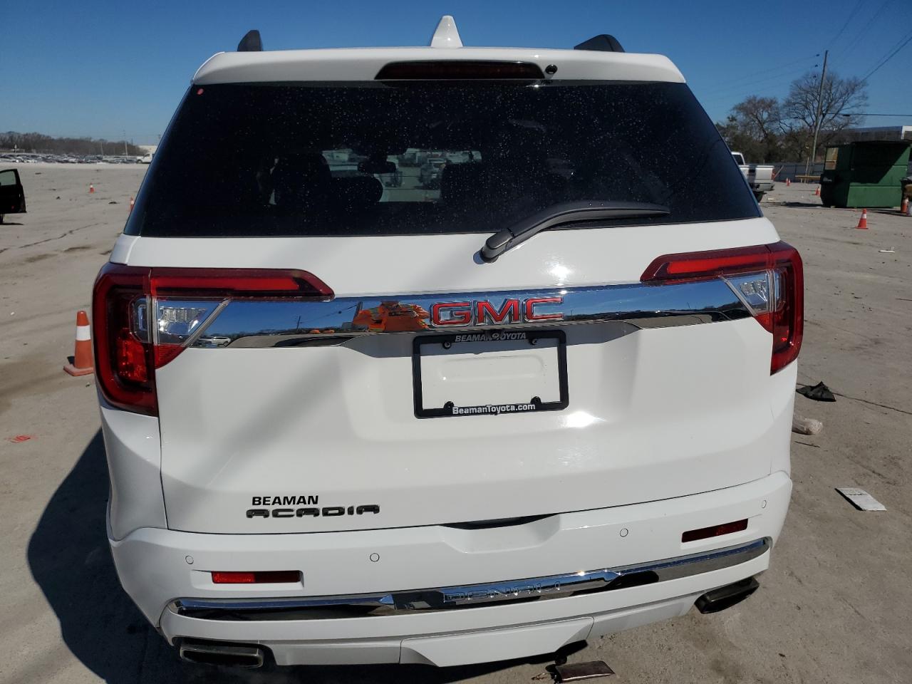 2020 GMC Acadia - Image 6