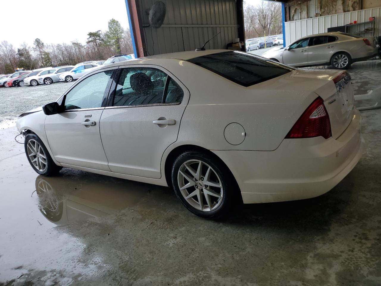 2012 Ford Fusion - Image 2