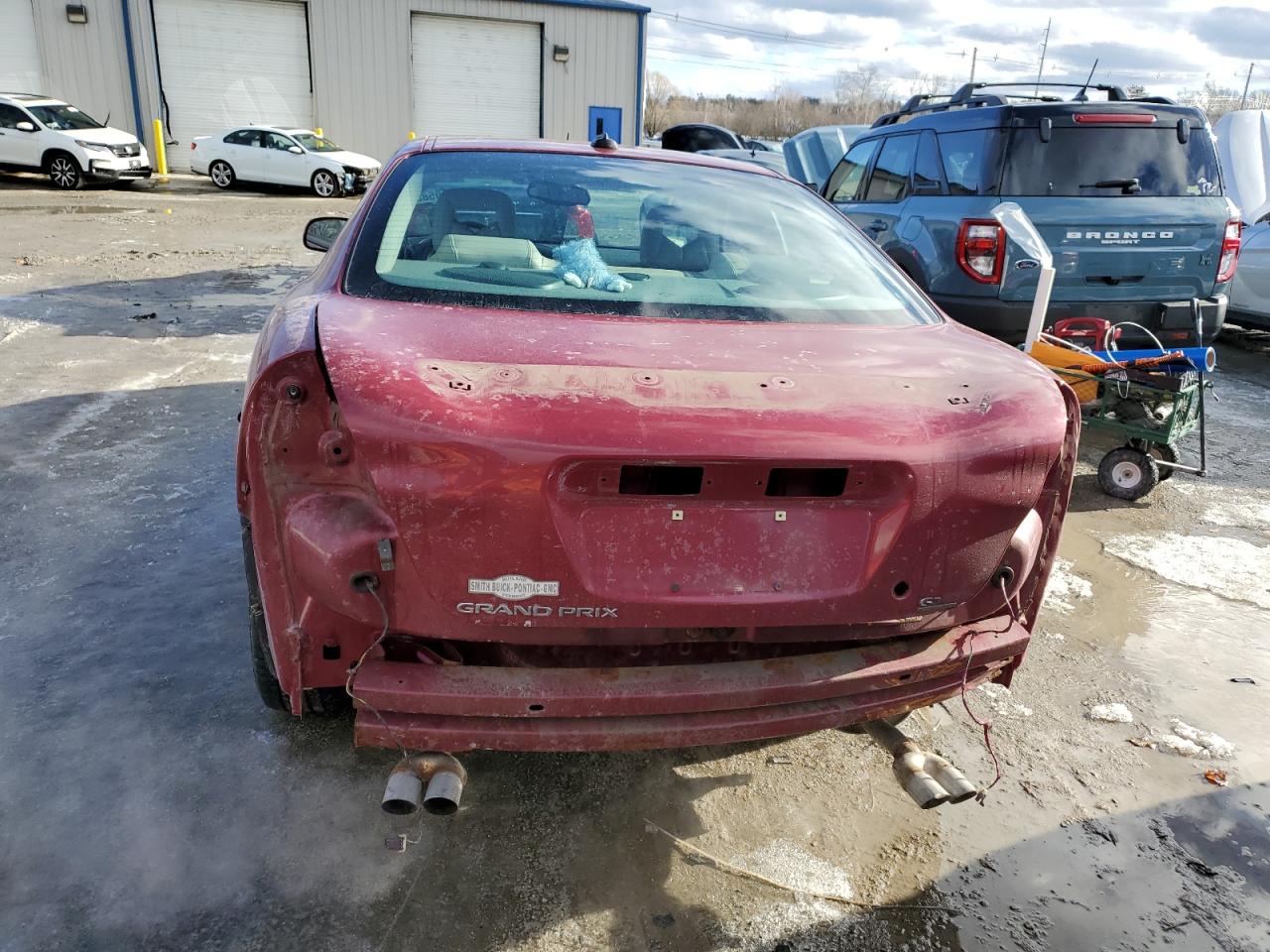 2004 Pontiac Grand Prix - Image 6