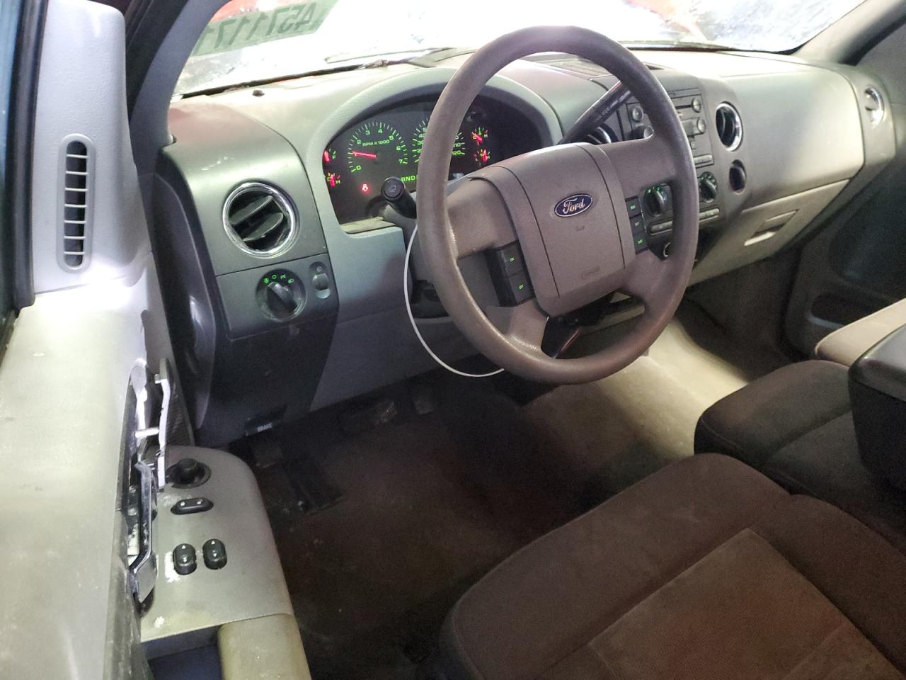 2004 Ford F-150 - Image 8