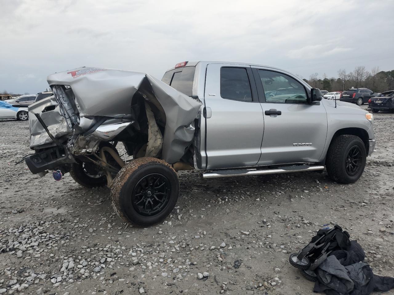 2014 Toyota Tundra - Image 3