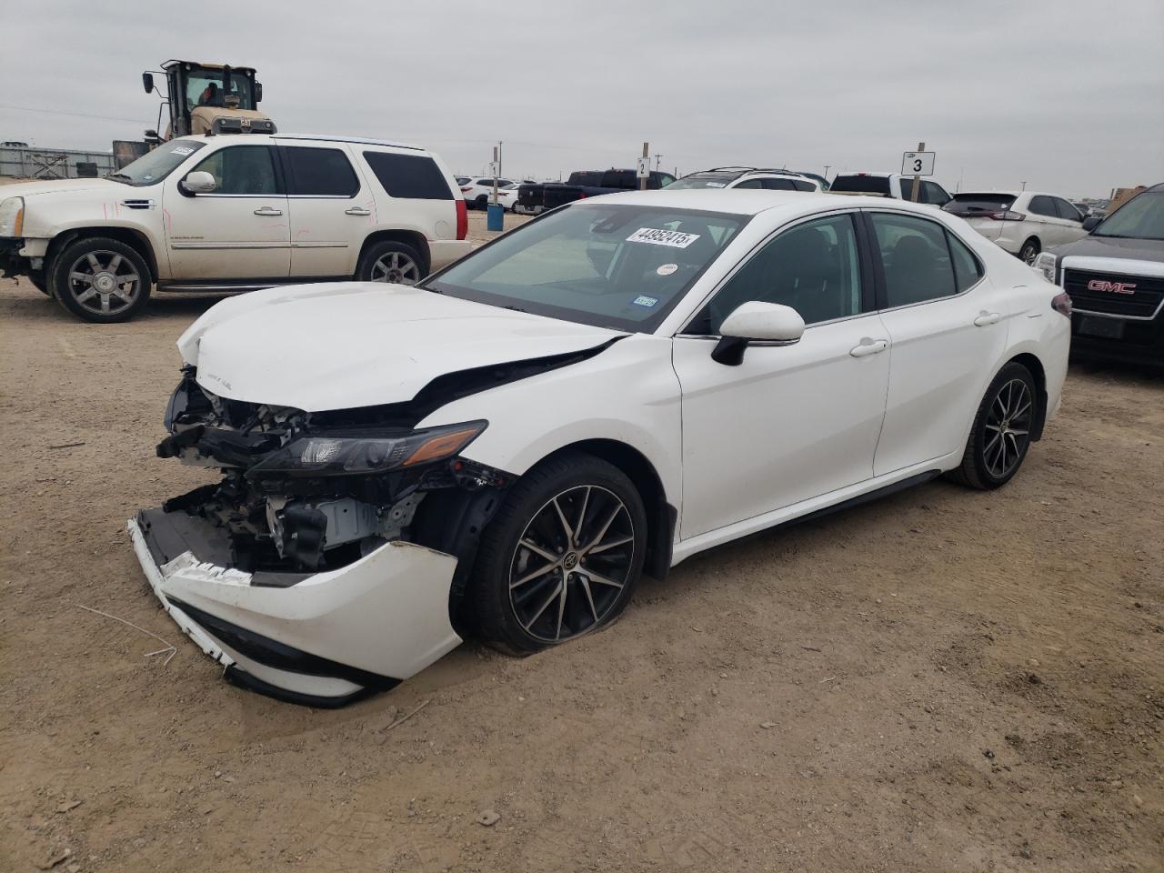 2021 Toyota Camry - Image 1