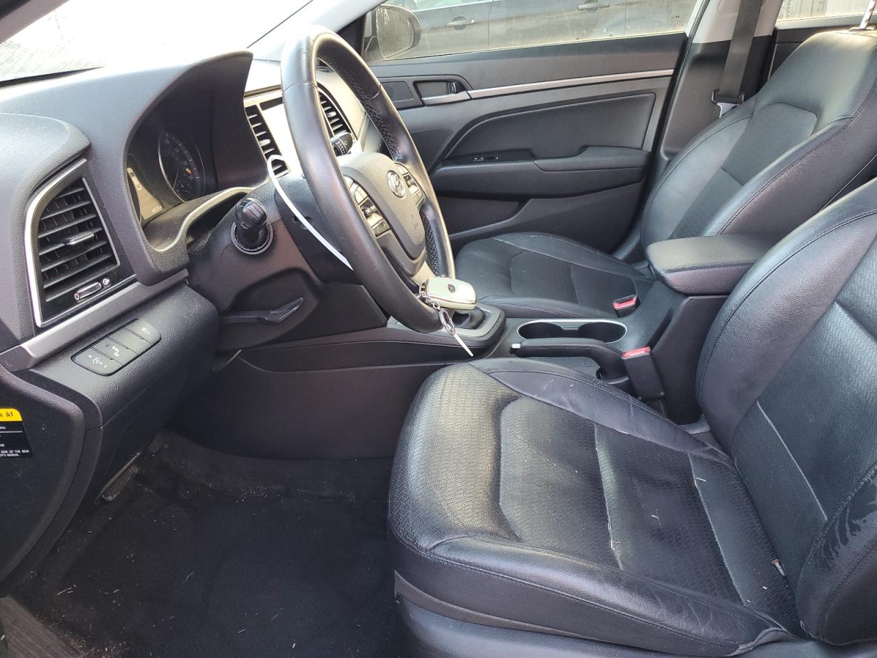 2017 Hyundai Elantra - Image 7