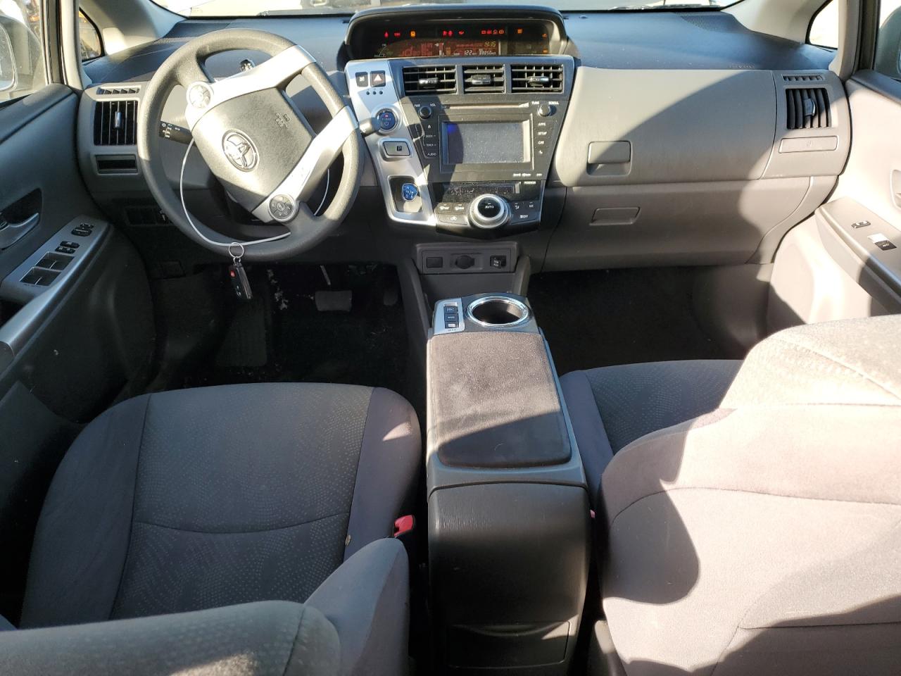 2014 Toyota Prius - Image 8